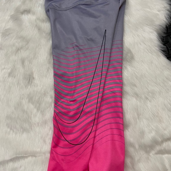 🔥5/$25 nike leggings - Picture 3 of 3